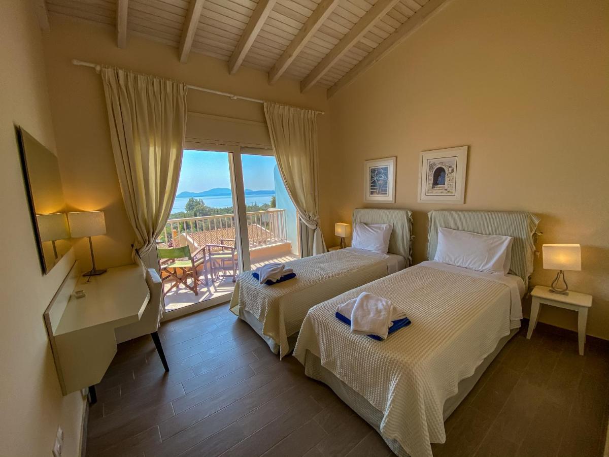 La Riviera Barbati Seaside Apartments & Villas Экстерьер фото