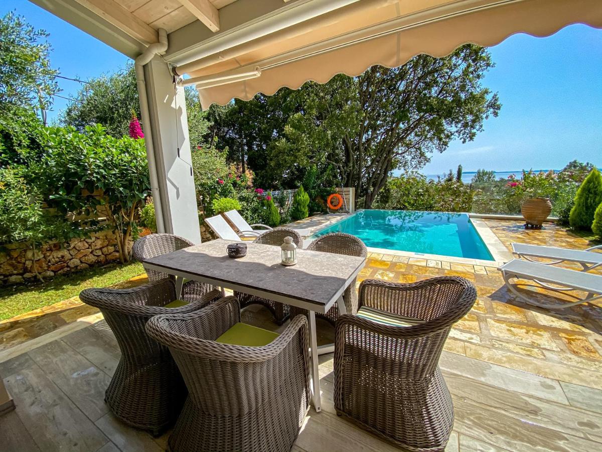 La Riviera Barbati Seaside Apartments & Villas Экстерьер фото